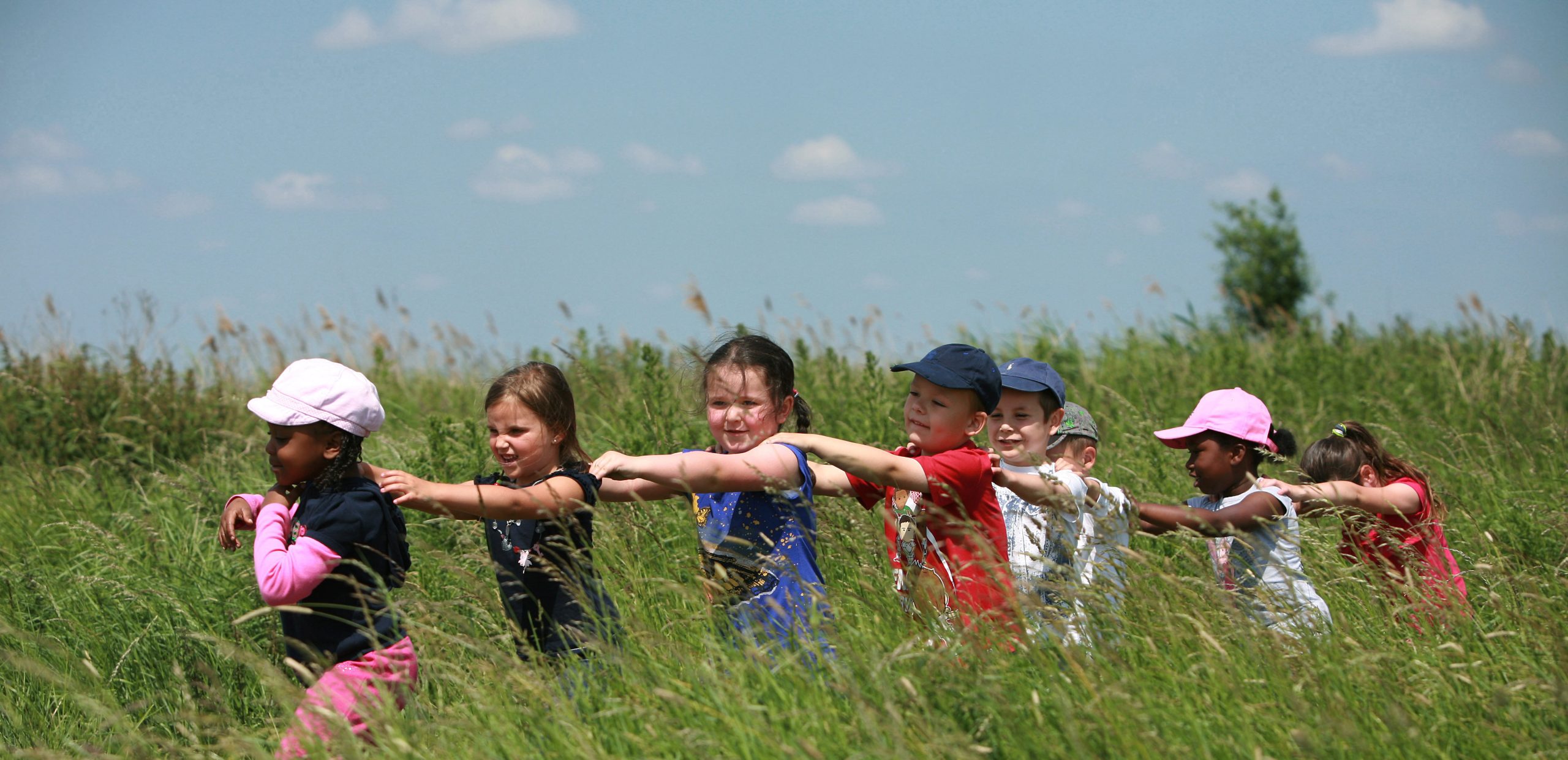 An overwhelming number of children want to turn off the TV, put down their devices and spend more time outside exploring nature, a new research survey by the RSPB has revealed.