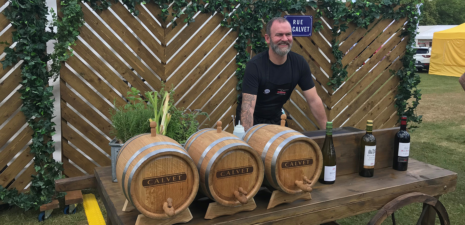 Calvet Wines has just launched its ‘Rue du Calvet’ campaign at the Blenheim Palace Flower Show this past weekend with an experiential activation featuring sampling and a celebrity chef.